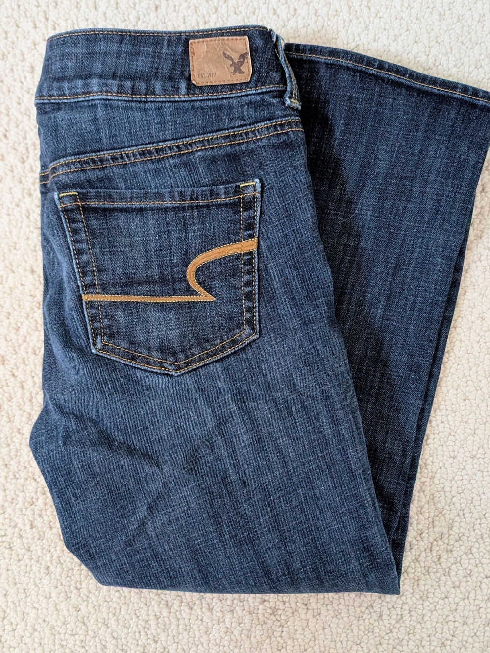 Dark Wash Jeans with Contrasting Stitch Detail, Size 4, Cropped